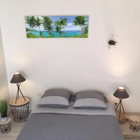 Privee Independante Et Luxueuse Au Calme Villa